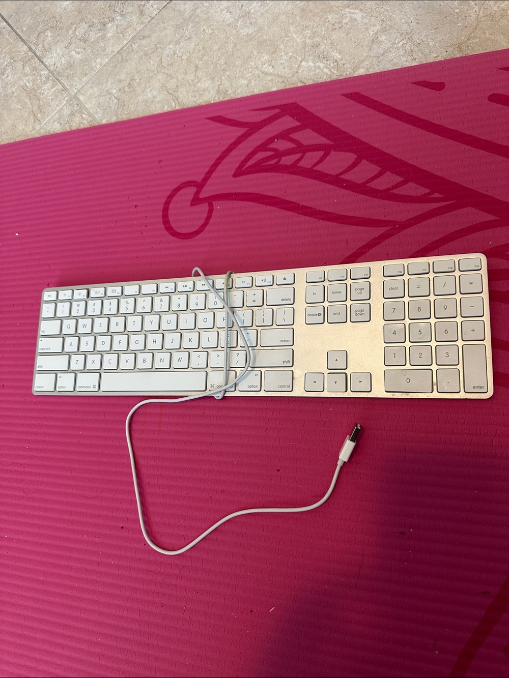 Apple keyboard
